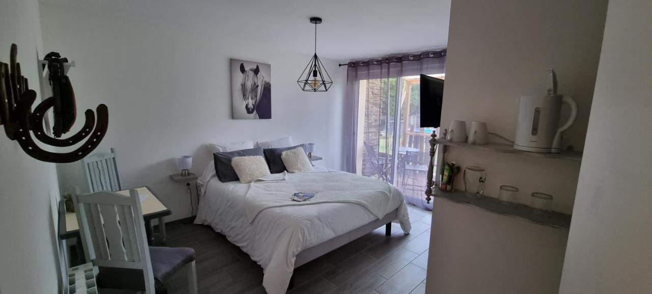 La Bergerie Du Mesnil Bed & Breakfast Livry  Exterior foto