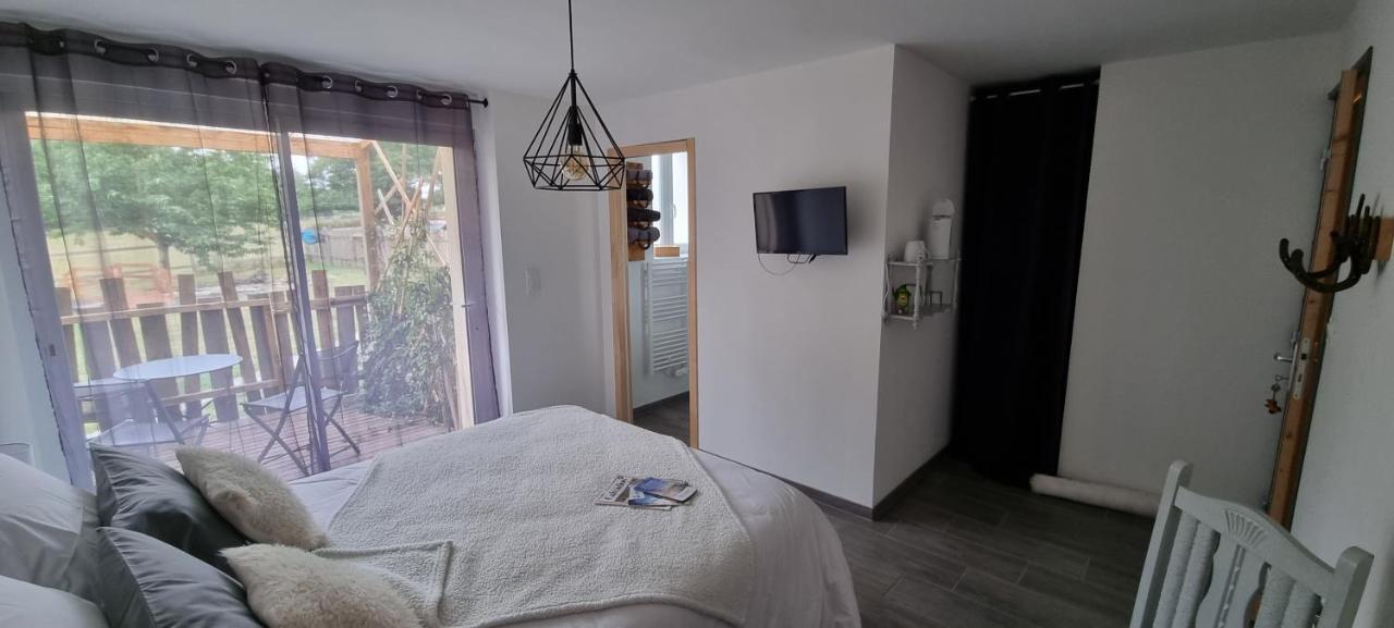 La Bergerie Du Mesnil Bed & Breakfast Livry  Exterior foto